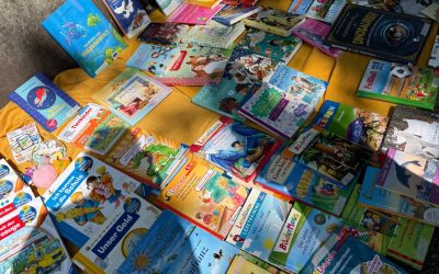 Bücherflohmarkt zu Ferienbeginn